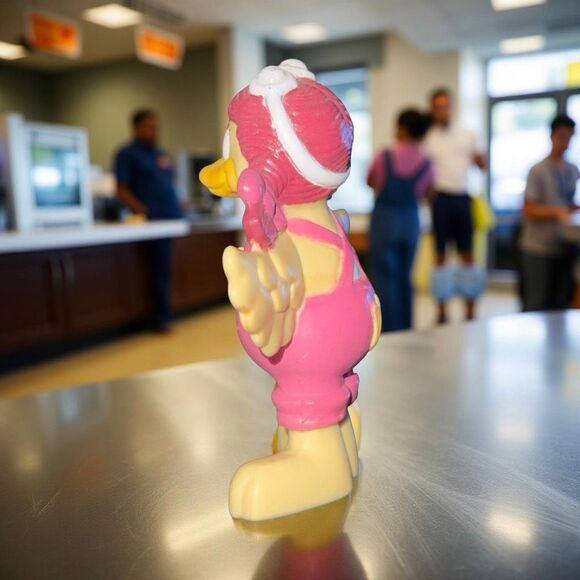1995 McDonald's Happy Meal Birdie the Early Bird PVC Figure A37 - Picture 2 of 4